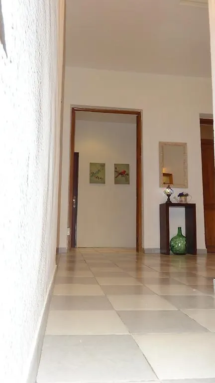 Konukevi Pension Olympia Granada İspanya