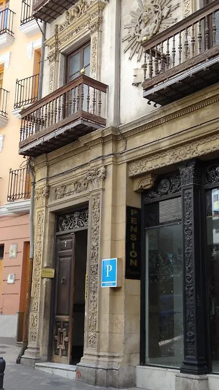 Konukevi Pension Olympia Granada İspanya