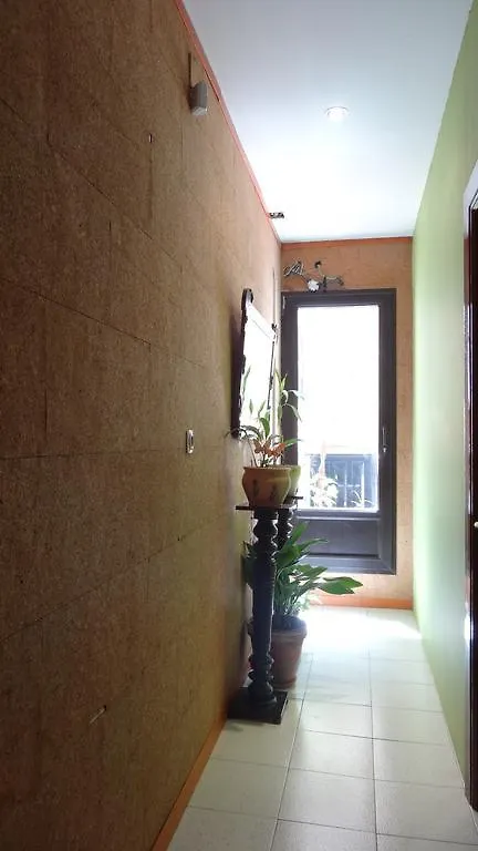 Konukevi Pension Olympia Granada İspanya